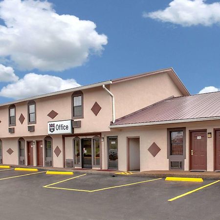 Knights Inn Wildersville Bagian luar foto