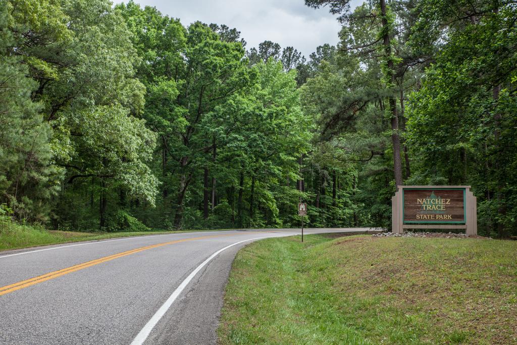 Knights Inn Wildersville Bagian luar foto